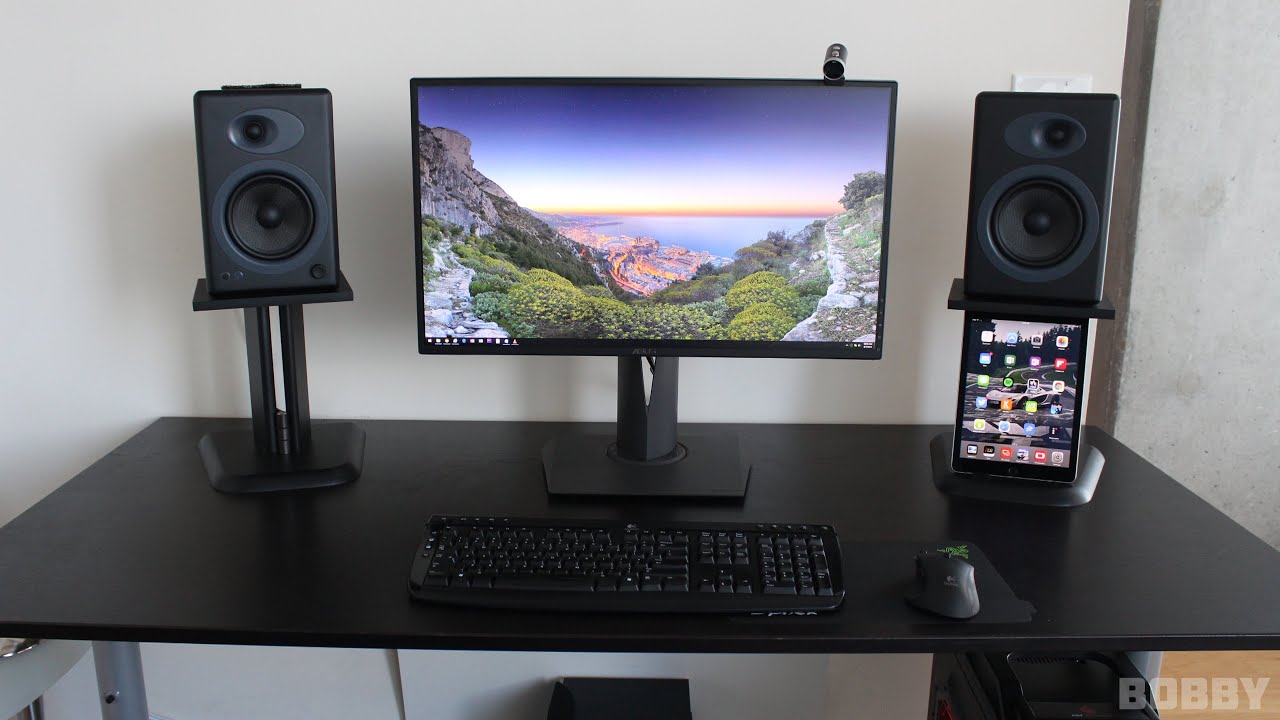 Cheap headphone stand